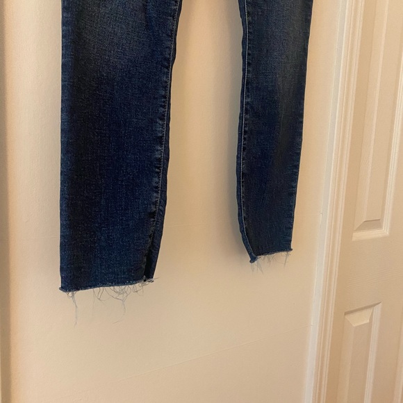 J.Crew Petite 10" high-rise skinny jean in signature stretch. Size 29P. - Picture 3 of 5
